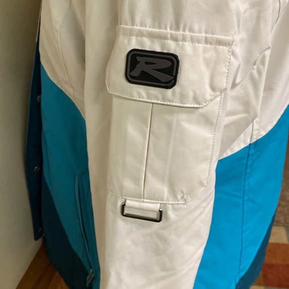 Coat - Picture 3 of 6